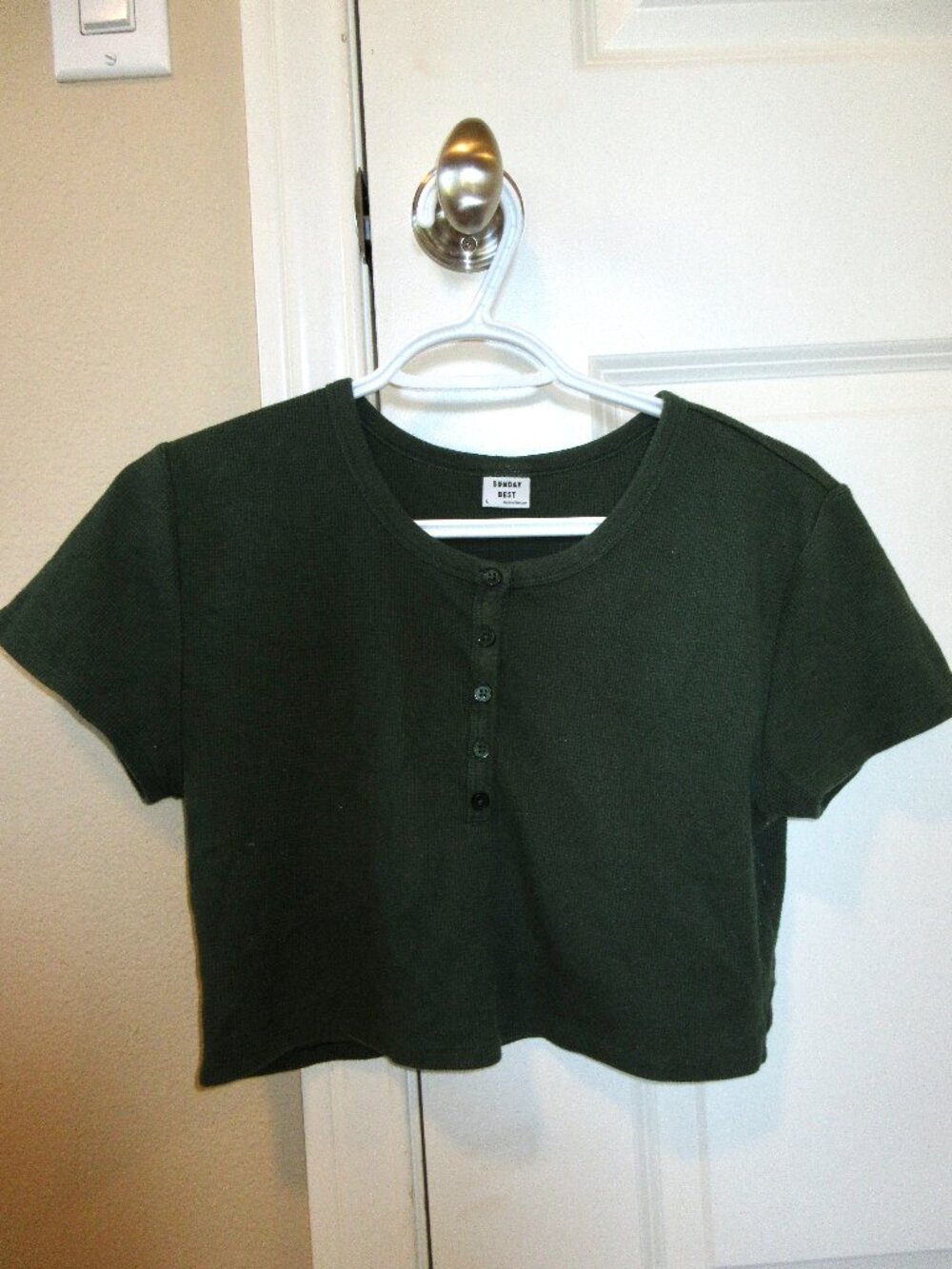 Aritzia Sunday Best Crop Top